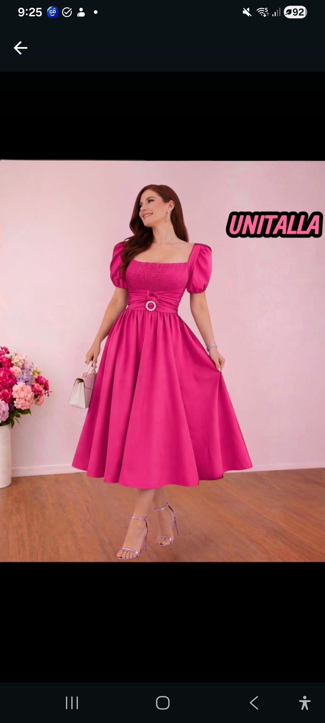 Vestido con broche semi formal