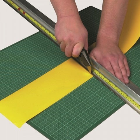 Alfombra de corte 30 cm de largo por 22 cm de ancho