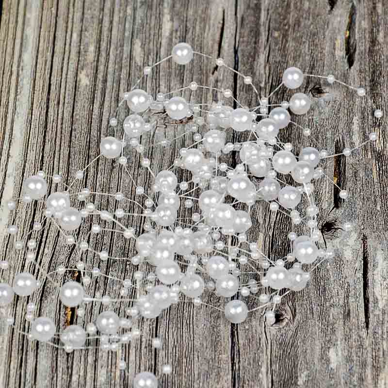Guirnaldas de perlas decorativas.